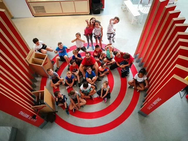 séance d'escalade - centre de loisirs Hapik