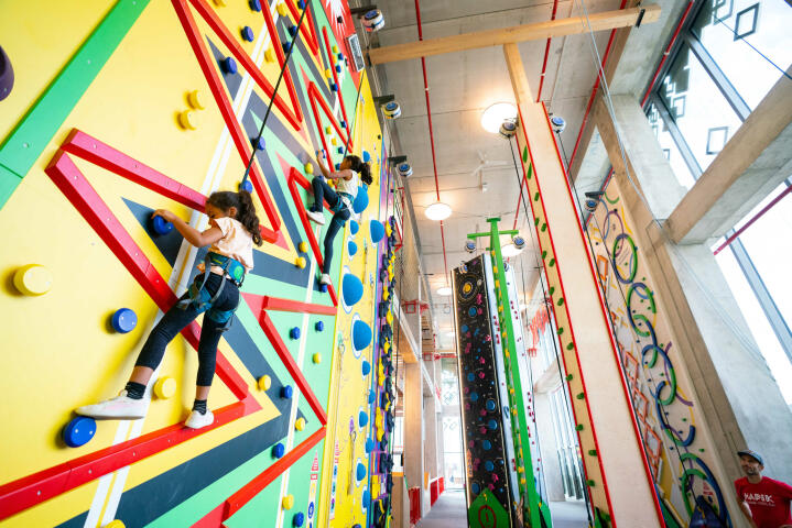 Salle D escalade Et D fis Sportifs 100 Fun Hapik salle-d-escalade-et-d-fis-sportifs-100-fun-hapik