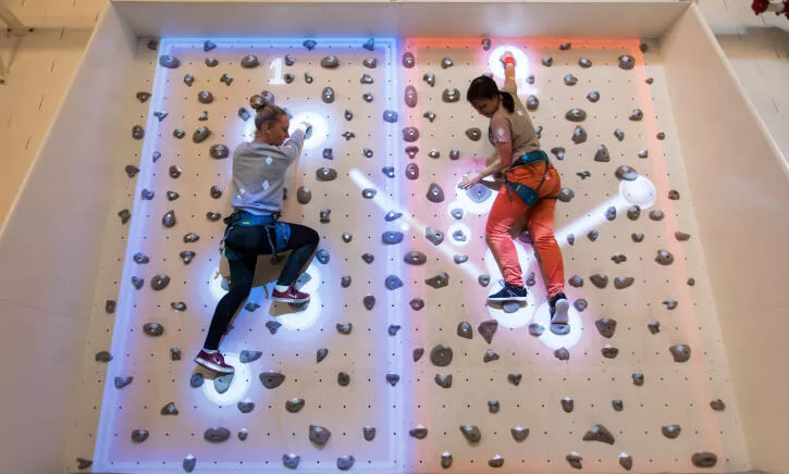 Mur escalade en réalité augmentée